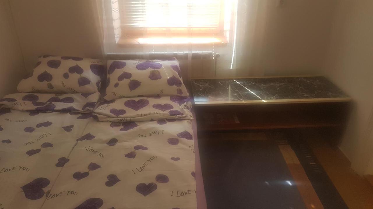 Amy Apartman Тузла Экстерьер фото